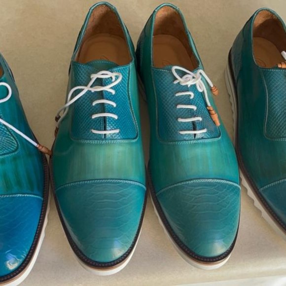 Double head 🦁 - Picture 1 of 3